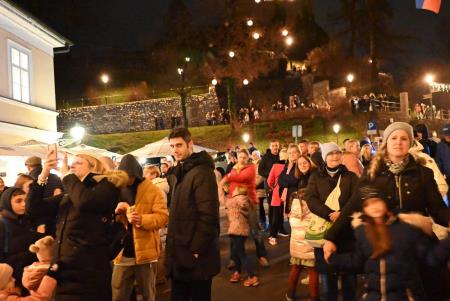 Ena in edina - Nina, Nina, Nina je v Kamnik privabila rekordno število obiskovalcev (11)